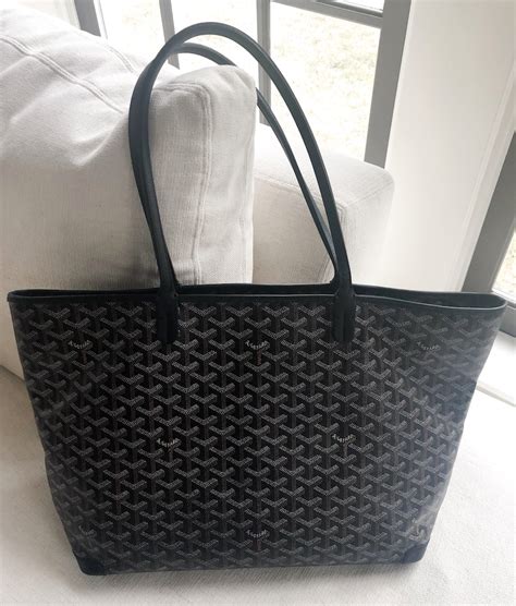 how much is the goyard artois bag mm|goyard artois mm cost.